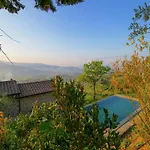 Villa In Mammi With Pool Near Florence Castiglion Fiorentino